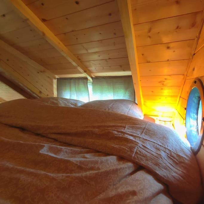 Nuit Insolite En Tiny House Questembert エクステリア 写真